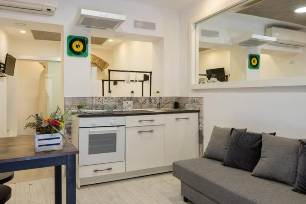 רומא Historical Workshop Apartment - Fico מראה חיצוני תמונה