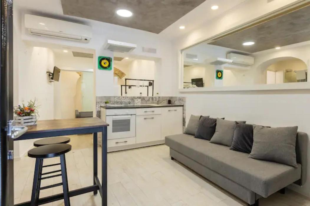 רומא Historical Workshop Apartment - Fico מראה חיצוני תמונה
